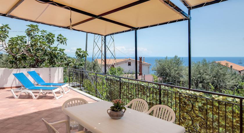 Marina del Cantone Matisse Nerano By Gocce 아파트 객실 사진